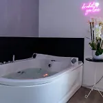 شقة Lush Escape - Hottube And Sauna
