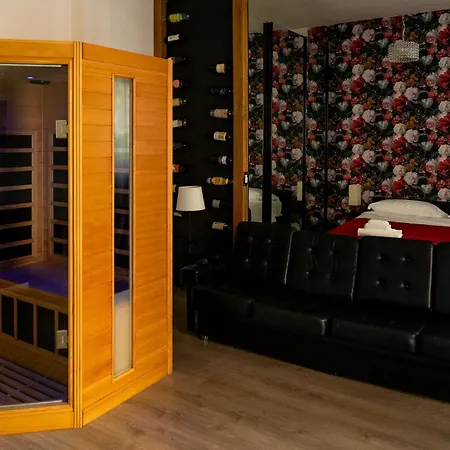 Apartmán Lush Escape - Hottube And Sauna *