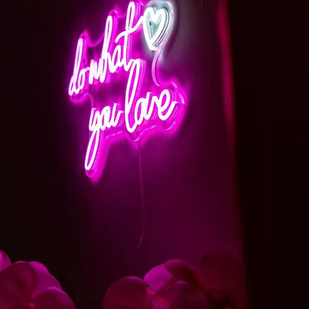 Lush Escape - Hottube And Sauna Appartamento *