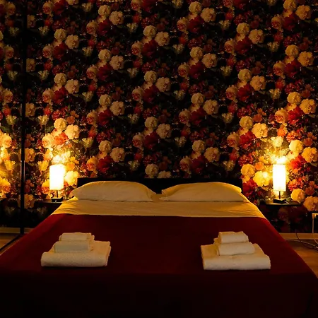 Lush Escape - Hottube And Sauna Apartment Bari