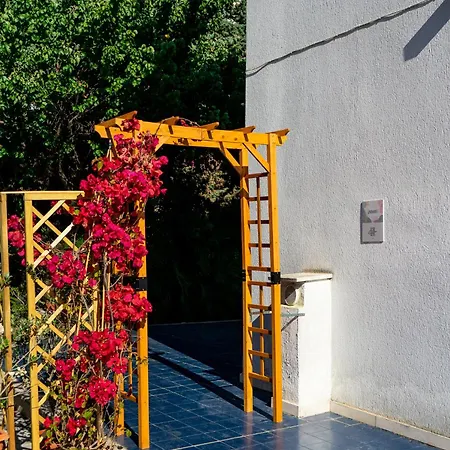 Lush Escape - Hottube And Sauna Lejlighed *