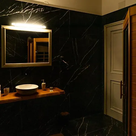 Apartment Lush Escape - Hottube And Sauna Bari