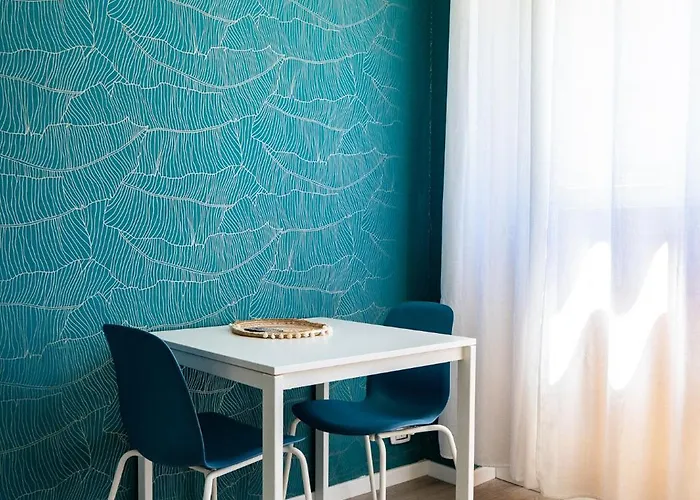 Lush Escape - Hottube And Sauna דירה *