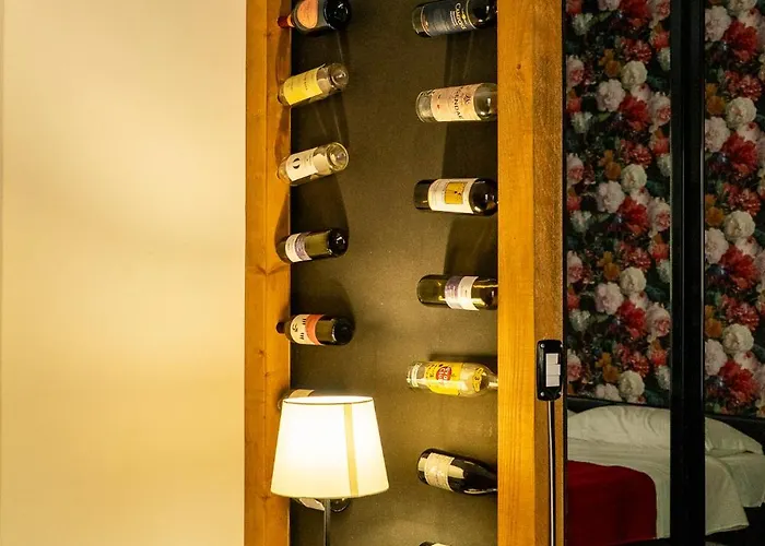 Lush Escape - Hottube And Sauna בארי