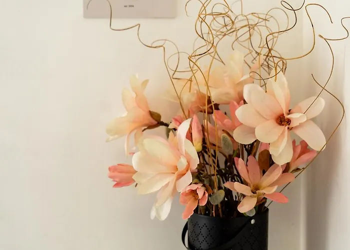 Lush Escape - Hottube And Sauna דירה בארי