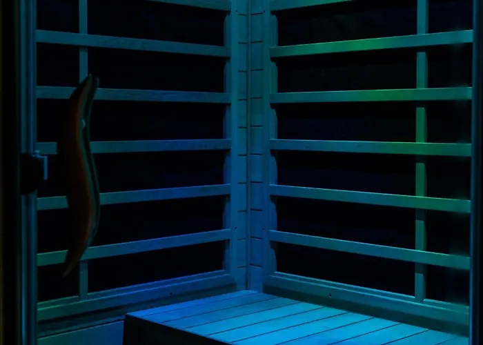 Lush Escape - Hottube And Sauna בארי