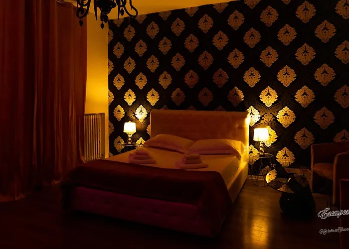 Lush Escape - Hottube And Sauna דירה בארי