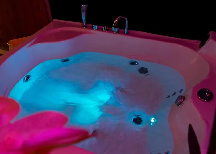 Lush Escape - Hottube And Sauna