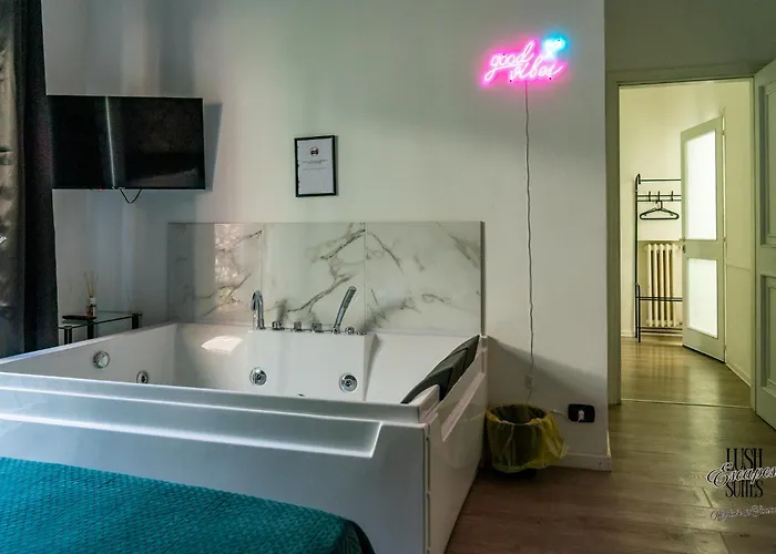 Lush Escape - Hottube And Sauna בארי