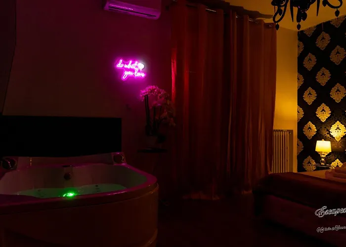 Lush Escape - Hottube And Sauna Bari