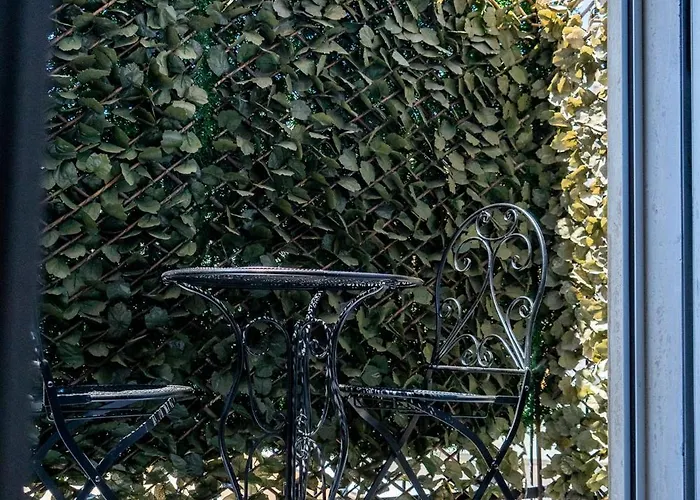 Lush Escape - Hottube And Sauna * בארי